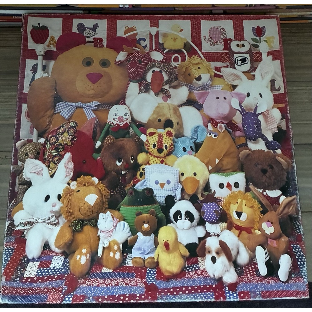 Springbok Cuddly Companions Puzzle Over 500 Pieces 20.25" X 20.25"